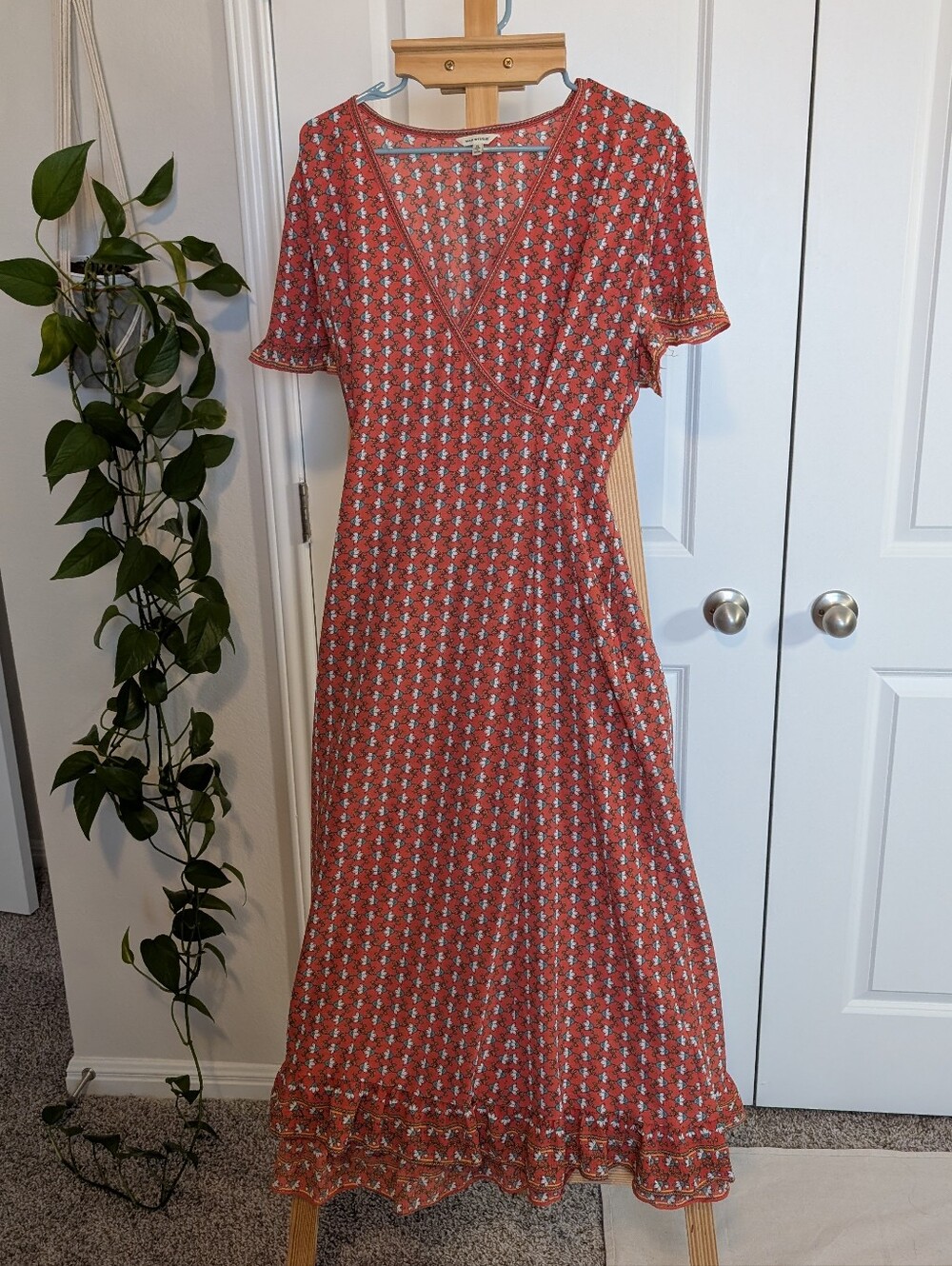 Max Studio Rust-Patterned Floral Wrap, Size XL